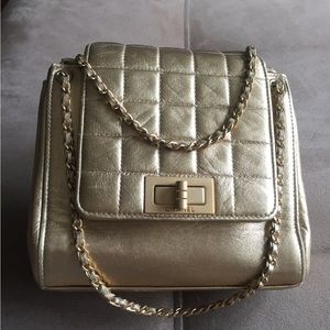 Vintage Chanel Gold Chocolate Bar Bag